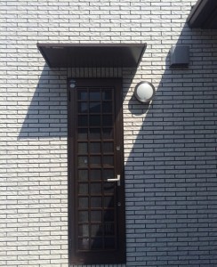 【豊島区】「LIXIL/TOSTEM」勝手口・玄関の鍵交換の画像イメージ