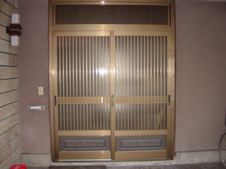 【福岡県福岡市】「MIWA」三協アルミの玄関引き戸の鍵交換の画像イメージ