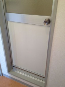 【千代田区】「MIWA」不二サッシの浴室ドアの鍵交換の画像イメージ