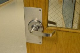 【鴻巣市】室内ドアの開錠の画像イメージ